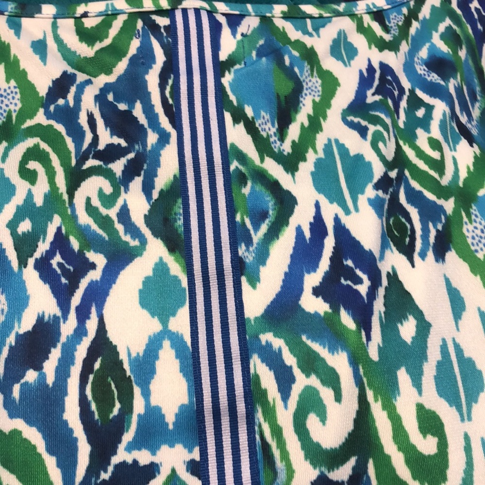 Short sleeve dress by Patchington size large